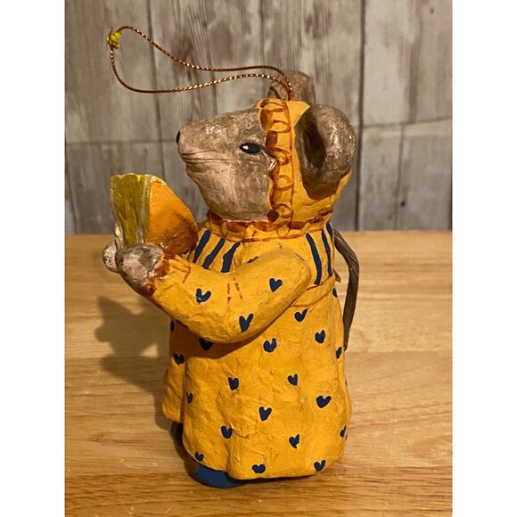 Vintage Paper Mache Handmade Mouse Figurine w/ Lemon Slice Ornament Philippines - Picture 2 of 7